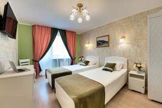 Гостиница Гостиница Карелия Санкт-Петербург Улучшенный двухместный номер с 1 кроватью или 2 отдельными кроватями-11